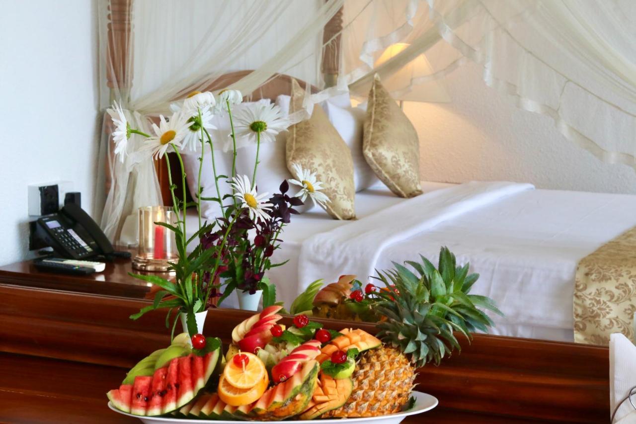 Hotel Heaven'S Edge By Ehi Ella Esterno foto