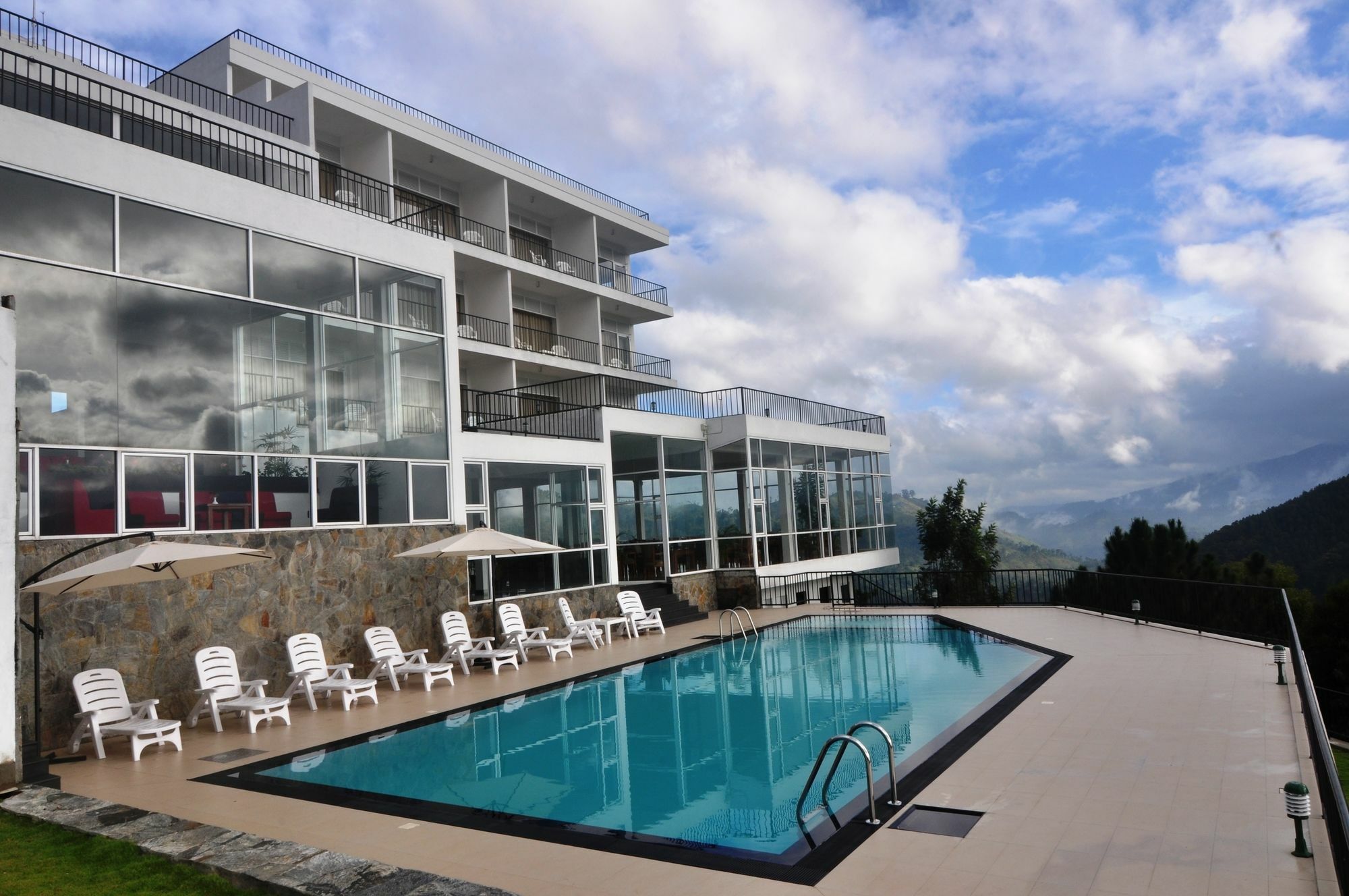 Hotel Heaven'S Edge By Ehi Ella Esterno foto