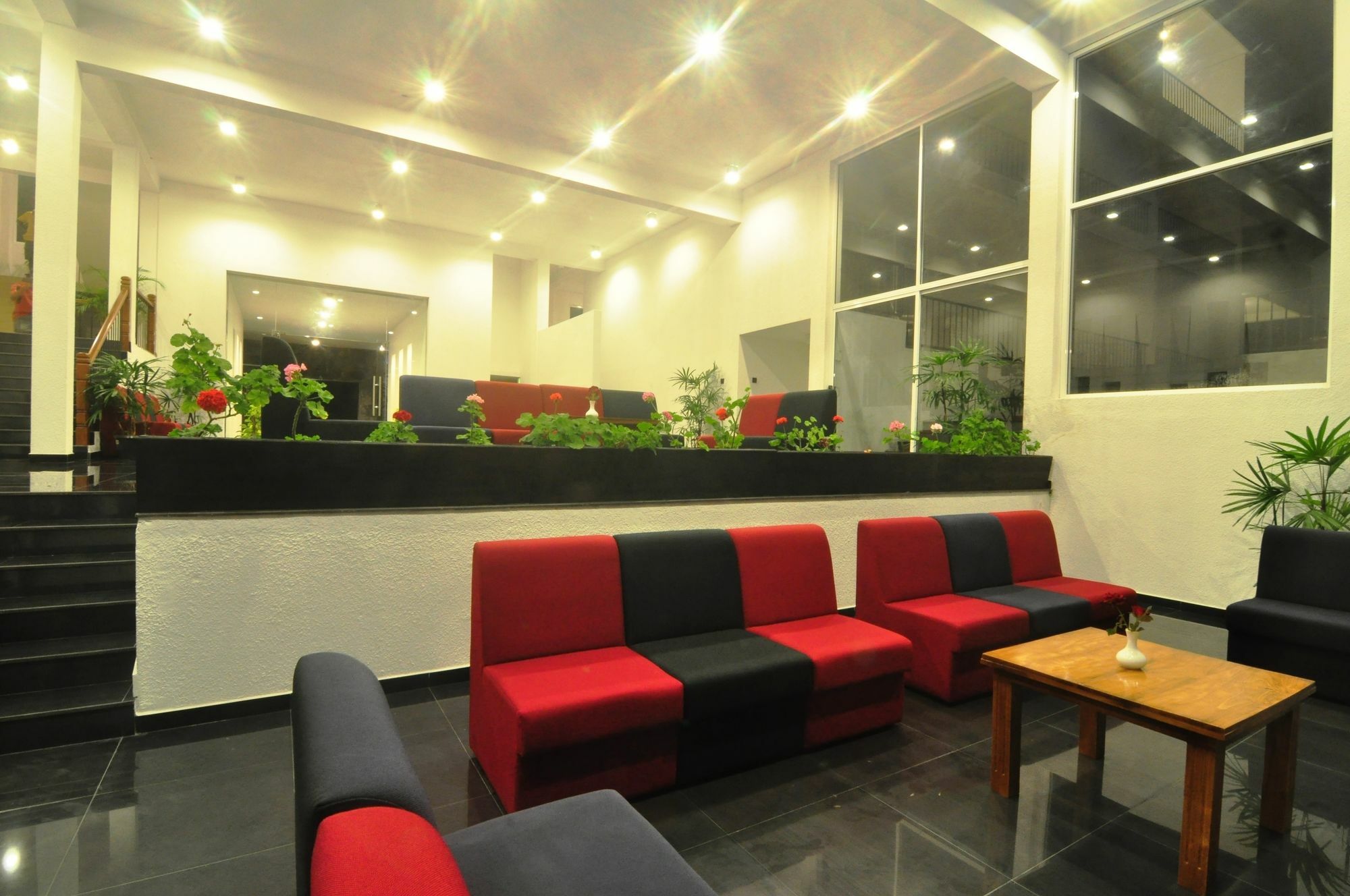 Hotel Heaven'S Edge By Ehi Ella Esterno foto